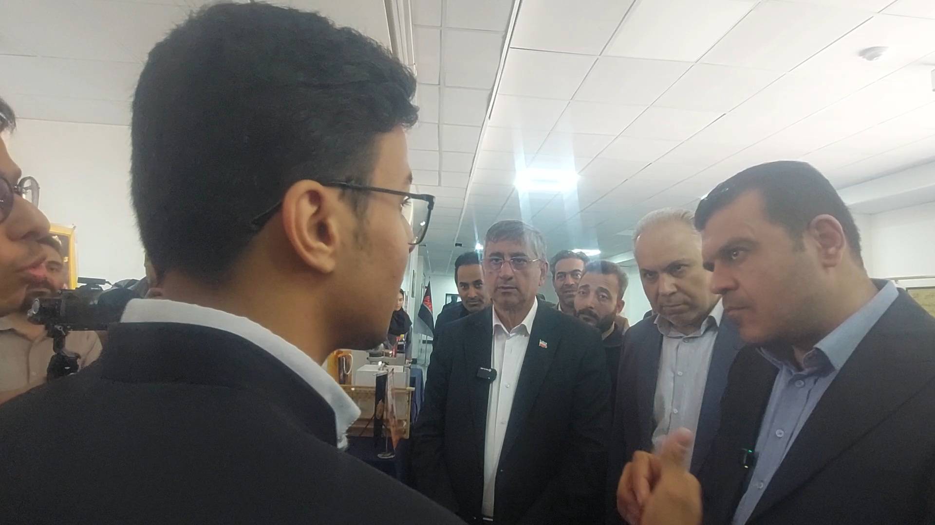 رونمایی از پلتفرم حق نگاه توسط دکتر افشین - تصویر ۲
